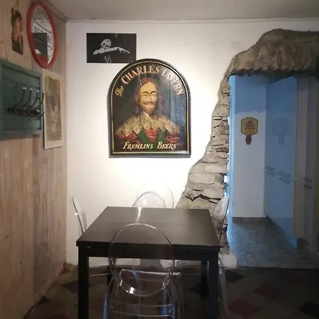 Casa Della Dama *